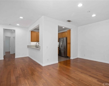1216 Mcfadden - Photo Thumbnail 8
