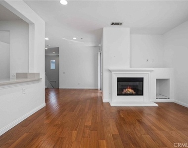 1216 Mcfadden - Photo Thumbnail 11