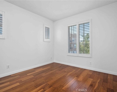 1216 Mcfadden - Photo Thumbnail 20