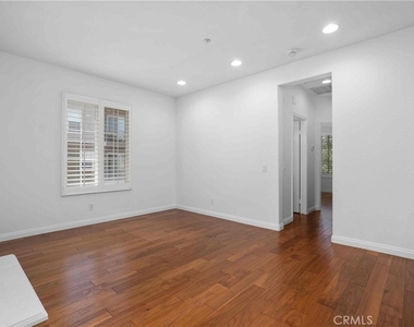 1216 Mcfadden - Photo Thumbnail 9
