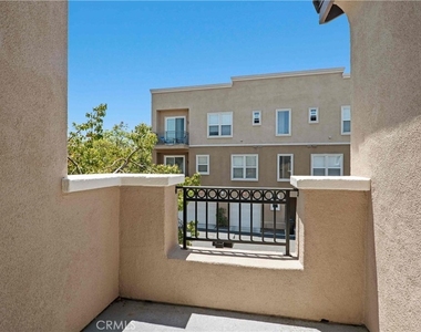 1216 Mcfadden - Photo Thumbnail 13