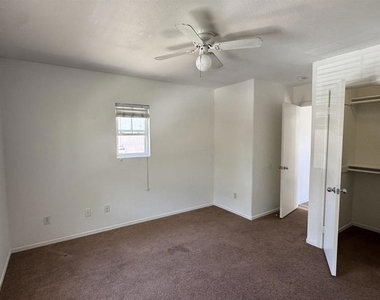973 Yosemite Drive - Photo Thumbnail 49