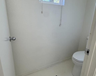 973 Yosemite Drive - Photo Thumbnail 40