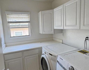 973 Yosemite Drive - Photo Thumbnail 26