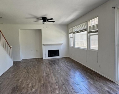 973 Yosemite Drive - Photo Thumbnail 19