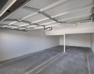 10133 Tujunga Canyon Boulevard - Photo Thumbnail 17