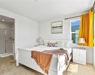 1690 S Lewis Street - Photo Thumbnail 10