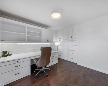 13850 Bruyere Court - Photo Thumbnail 27