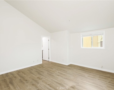 3032 Potrero - Photo Thumbnail 24