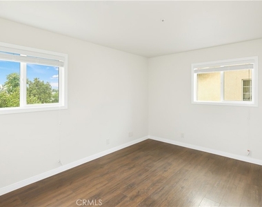3032 Potrero - Photo Thumbnail 13