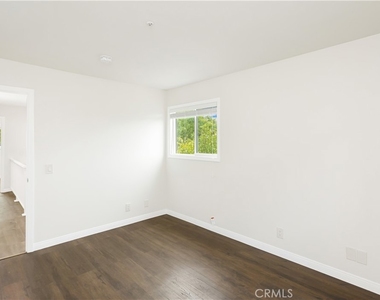 3032 Potrero - Photo Thumbnail 15