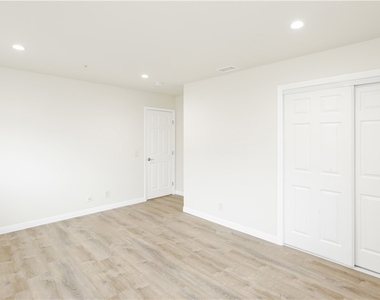 3032 Potrero - Photo Thumbnail 21