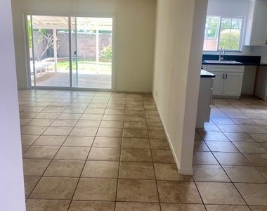8792 De Ville Circle - Photo Thumbnail 14