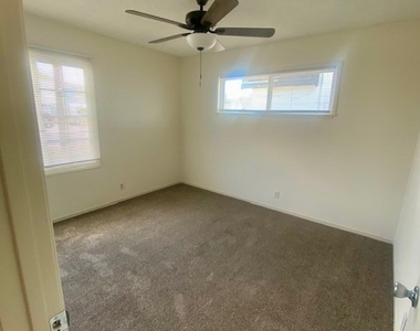 8792 De Ville Circle - Photo Thumbnail 9