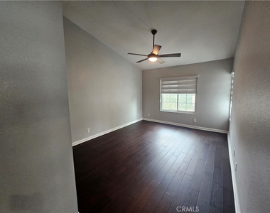 536 Stone Harbor Circle - Photo Thumbnail 12