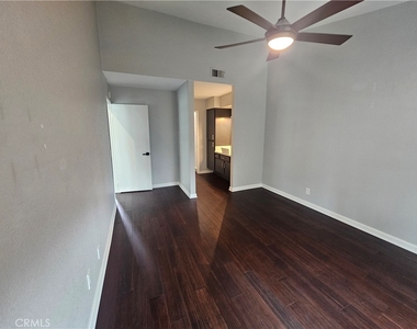 536 Stone Harbor Circle - Photo Thumbnail 10