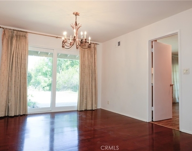 1420 Kensington Drive - Photo Thumbnail 13