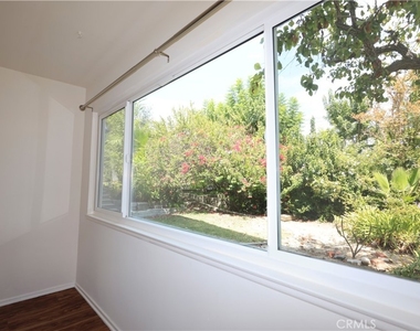 1420 Kensington Drive - Photo Thumbnail 21
