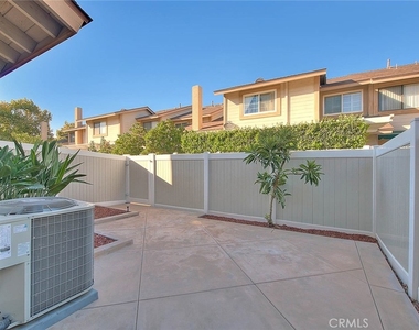 25205 Chestnutwood - Photo Thumbnail 3