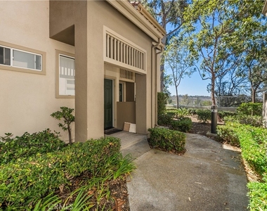 17 Glen Cove - Photo Thumbnail 3