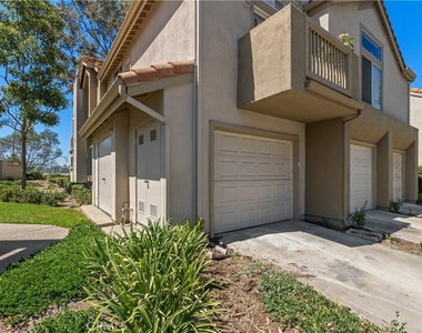 17 Glen Cove - Photo Thumbnail 2