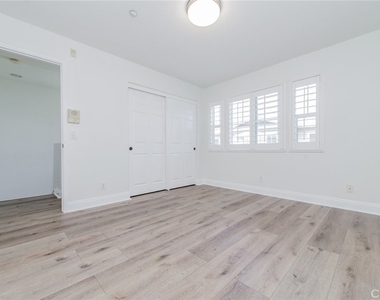 99 Liberty St - Photo Thumbnail 19