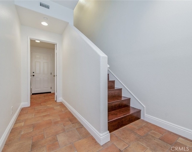 99 Liberty St - Photo Thumbnail 3