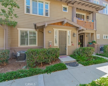 99 Liberty St - Photo Thumbnail 2