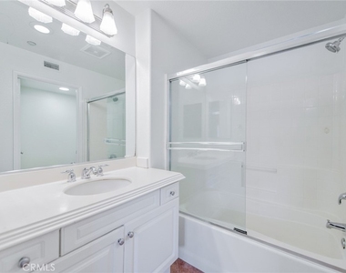 99 Liberty St - Photo Thumbnail 20