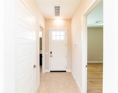 53 Sagan Way - Photo Thumbnail 15