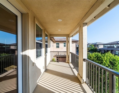 53 Sagan Way - Photo Thumbnail 39