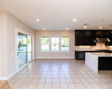 53 Sagan Way - Photo Thumbnail 16