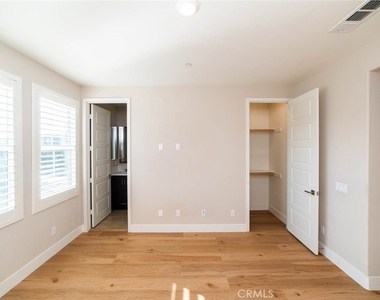 53 Sagan Way - Photo Thumbnail 45