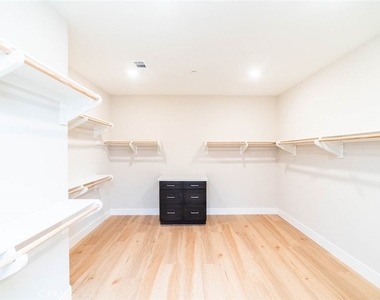 53 Sagan Way - Photo Thumbnail 33