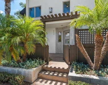 4410 Gresham - Photo Thumbnail 2
