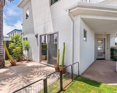 4410 Gresham - Photo Thumbnail 7