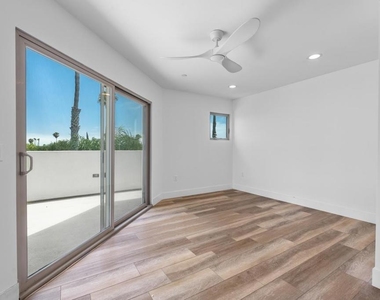 4410 Gresham - Photo Thumbnail 39