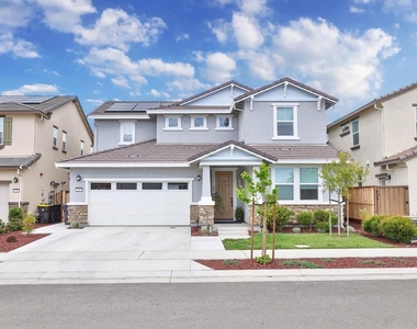 2887 Penrose Lane - Photo Thumbnail 1
