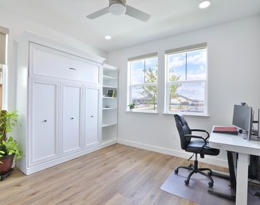2887 Penrose Lane - Photo Thumbnail 11