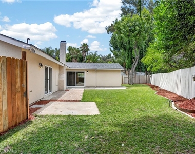 24441 Denise Pl - Photo Thumbnail 8