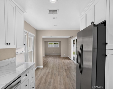 24441 Denise Pl - Photo Thumbnail 15