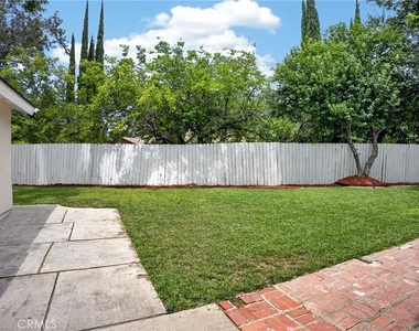 24441 Denise Pl - Photo Thumbnail 11