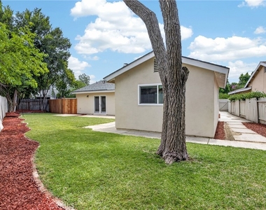 24441 Denise Pl - Photo Thumbnail 6