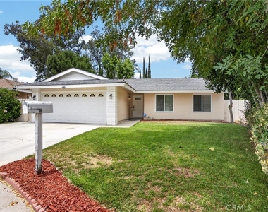 24441 Denise Pl - Photo Thumbnail 5