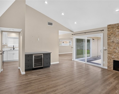 24441 Denise Pl - Photo Thumbnail 18