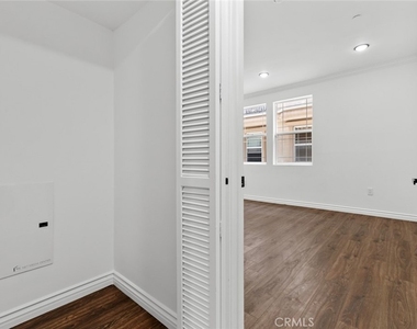 333 Milford Street - Photo Thumbnail 35