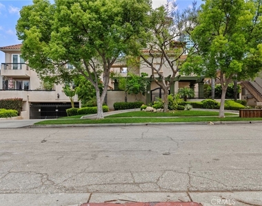 333 Milford Street - Photo Thumbnail 8