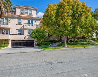 333 Milford Street - Photo Thumbnail 3