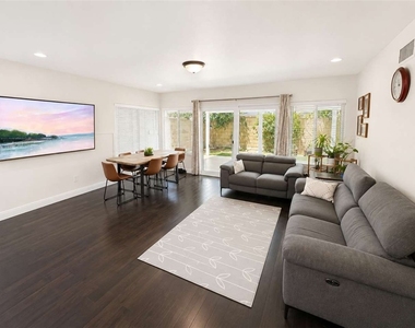 17211 Stowers Avenue - Photo Thumbnail 2