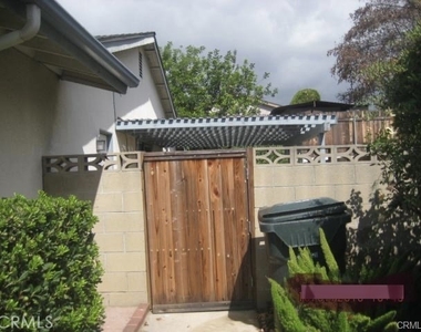 1293 Brenda Court - Photo Thumbnail 7